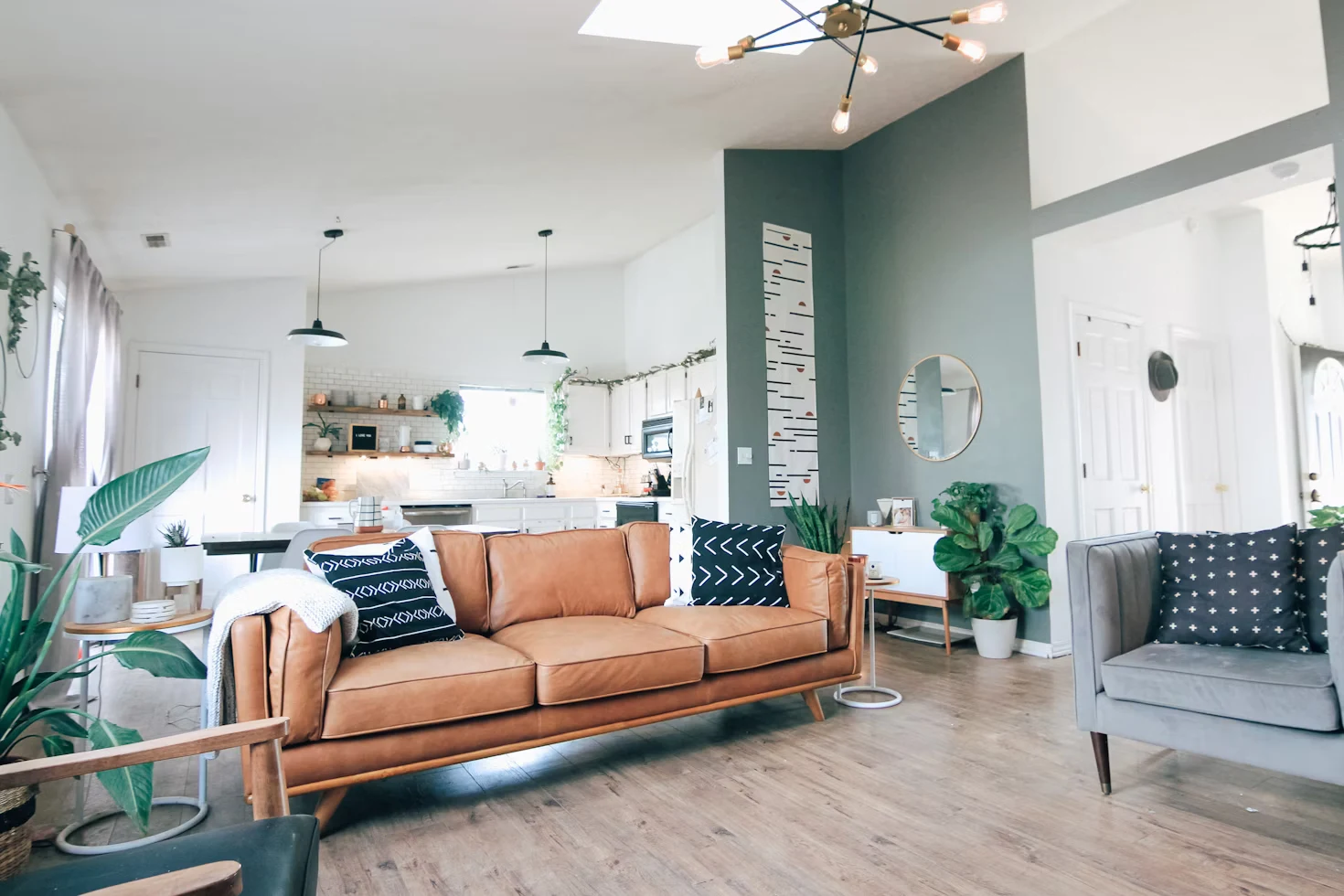 Beautifully cleaned home interior after an Alpharetta Cleaning Co. visit